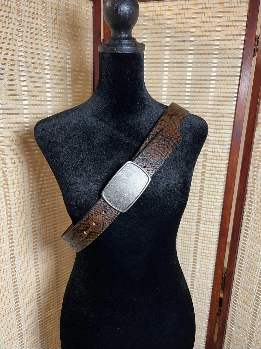 Vintage Leather Snakeskin Print Belt Distressed Pewter Buckle Size 32 Brown